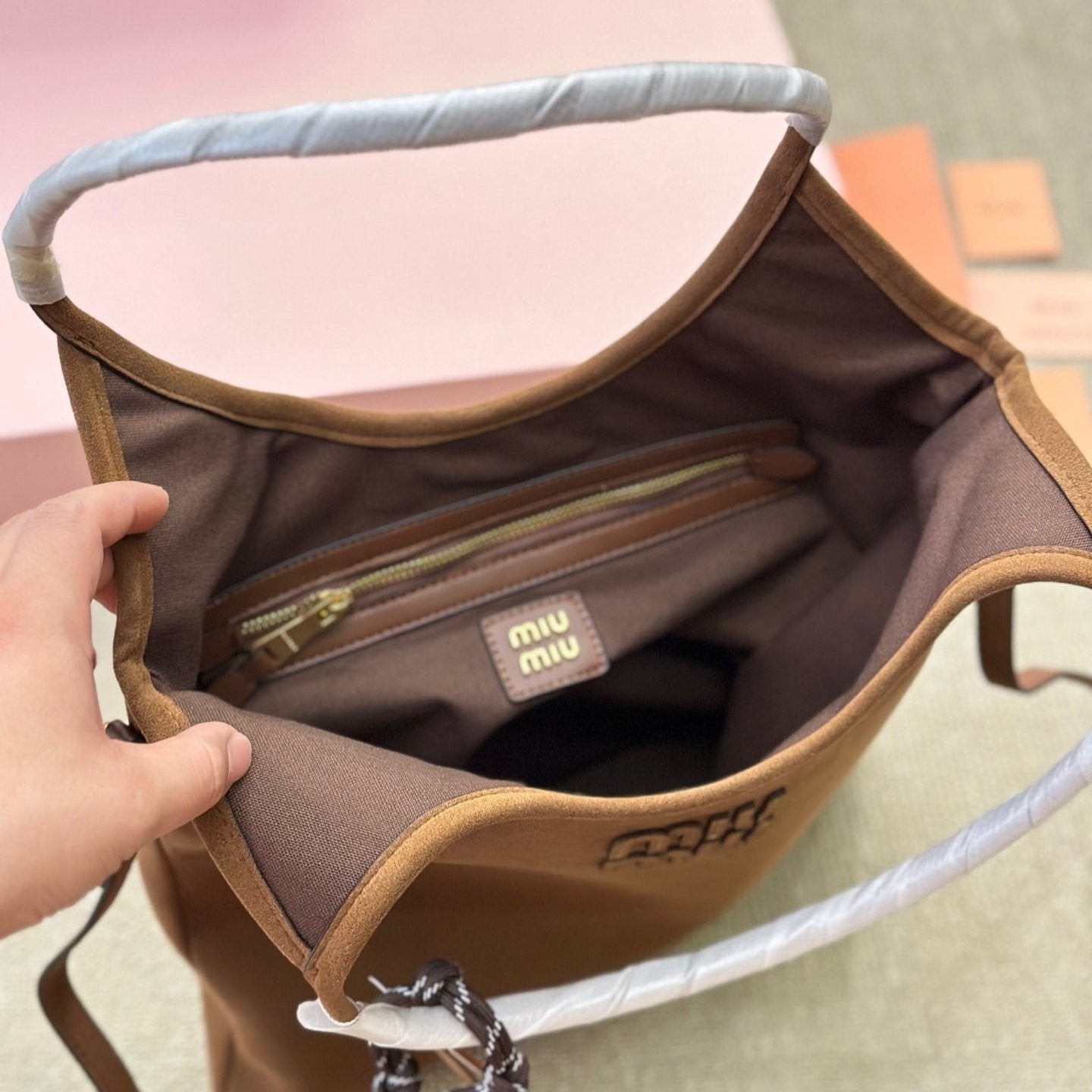 Bolso tote de ante