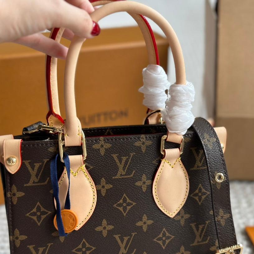 Bolso Petit Sac Plat de Cuero