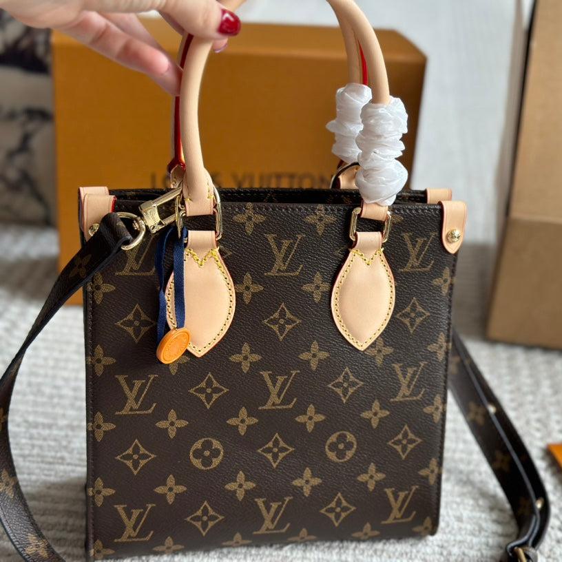 Bolso Petit Sac Plat de Cuero