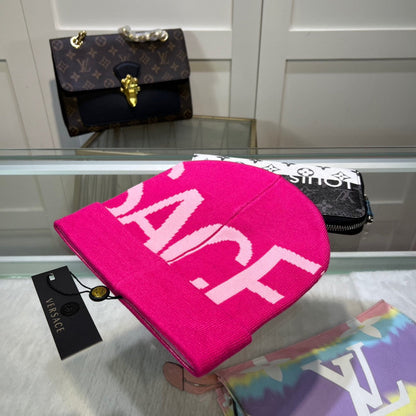 Gorro de punto suave unisex de lana con letras