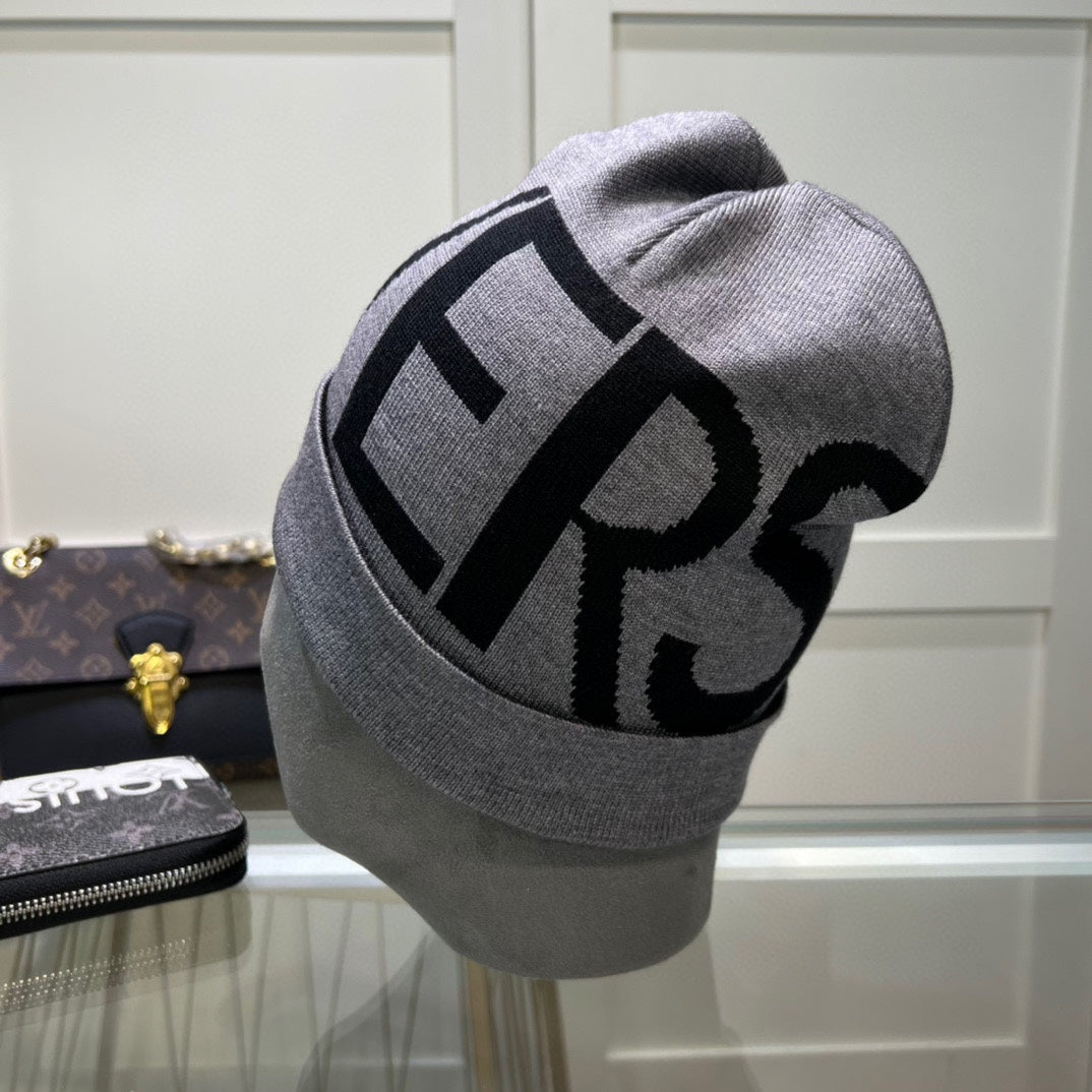 Gorro de punto suave unisex de lana con letras