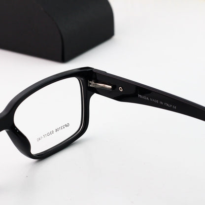 Lunettes carrées avec logo triangle classique
