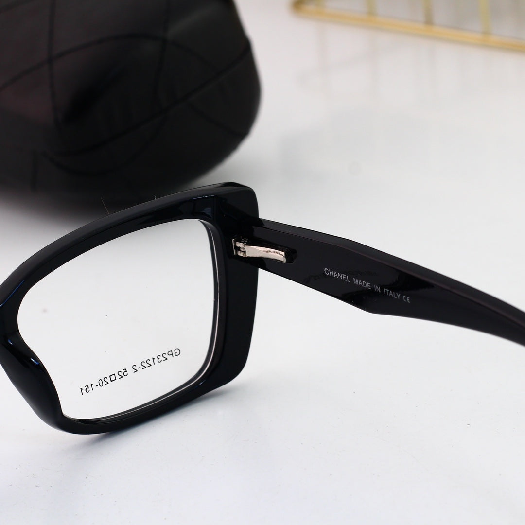 Gafas vintage con aros metálicos