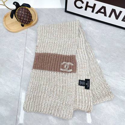 Ensemble bonnet tricoté tendance + écharpe