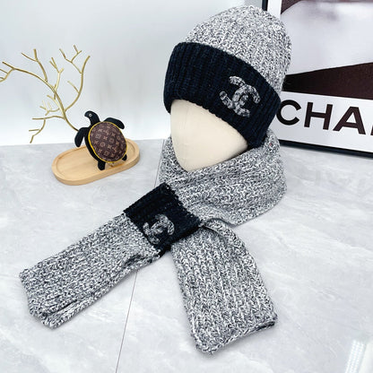 Ensemble bonnet tricoté tendance + écharpe