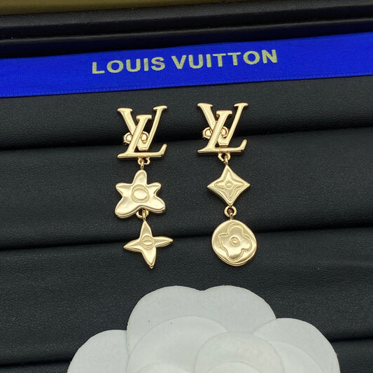 Boucles d'oreilles pendantes en métal floral