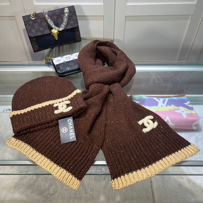 Ensemble Bonnet et Écharpe en Tricot Couleur Pointue