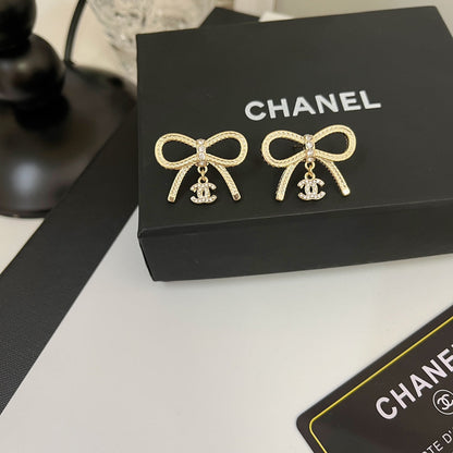 Boucles d'oreilles nœud papillon mignonnes et tendance