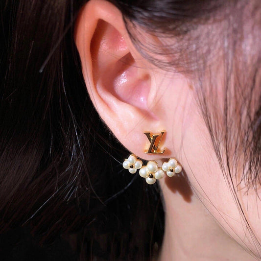Boucles d'oreilles fleuries fantaisie en perles