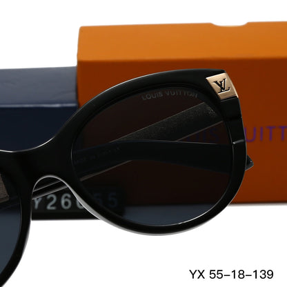 Gafas de sol redondas con montura metálica repujada vintage