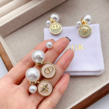 Boucles d'oreilles abeille perle asymétriques