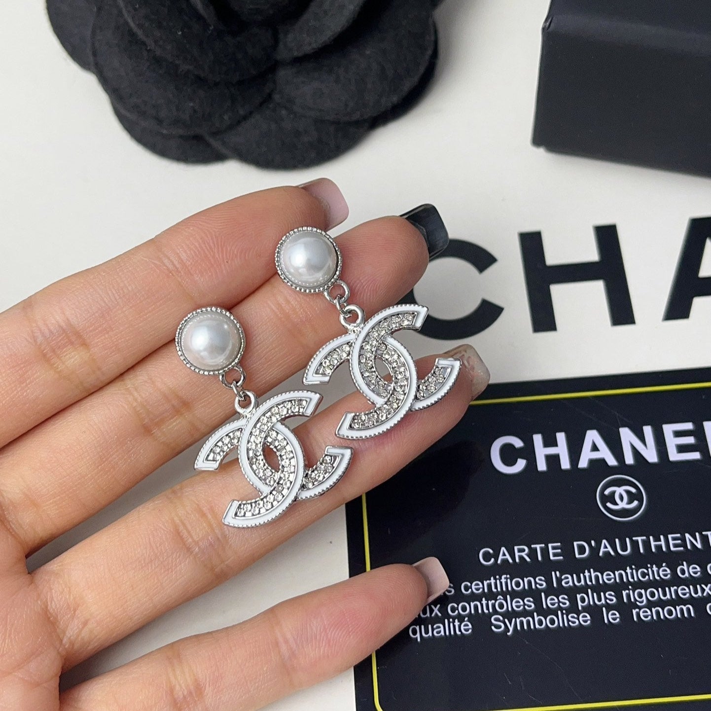 Pendientes de Moda con Elegante Colgante de Perla