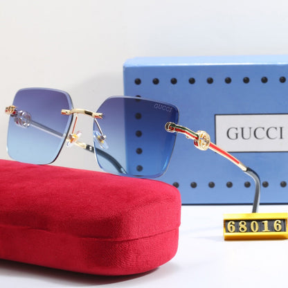 Gafas de sol con montura de metal a rayas