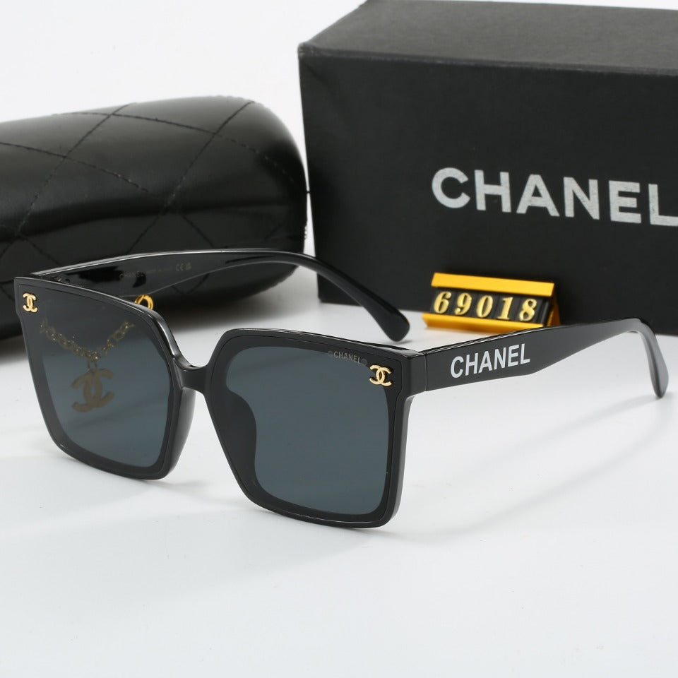 Gafas de sol con colgante de metal de moda