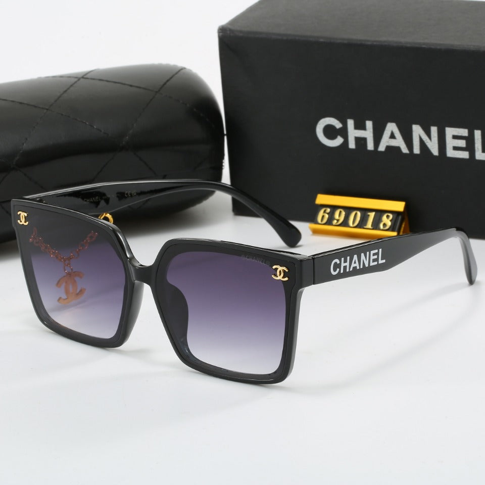 Gafas de sol con colgante de metal de moda