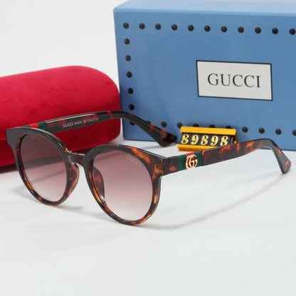 Gafas de sol retro de punto ovaladas a rayas