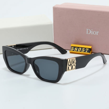 Gafas de Sol Rectangulares con Varillas Metálicas Distintivas