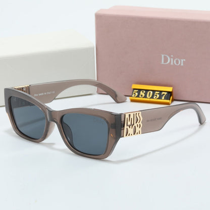 Gafas de Sol Rectangulares con Varillas Metálicas Distintivas