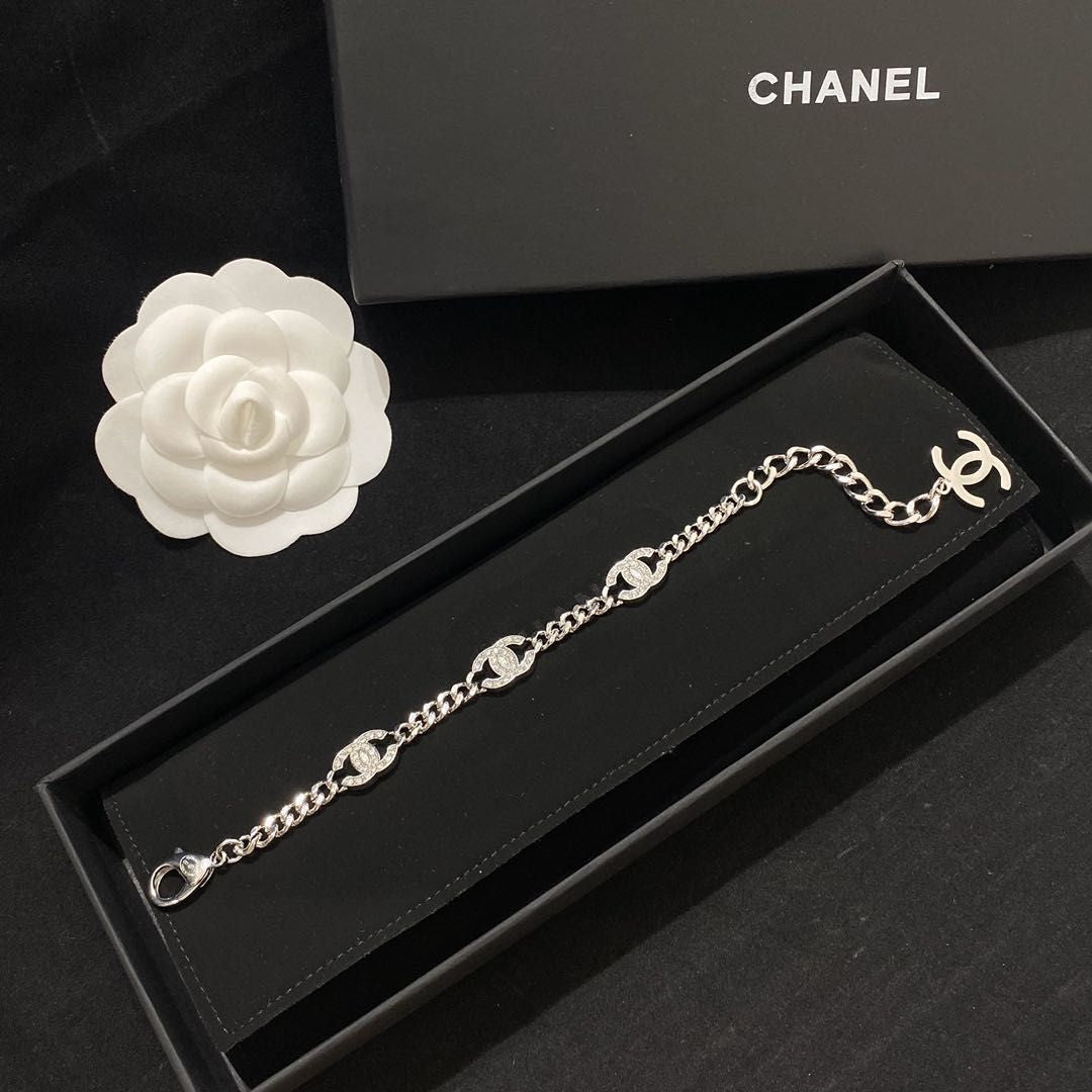 Pulsera y Collar con Logotipo de Diamante de Moda
