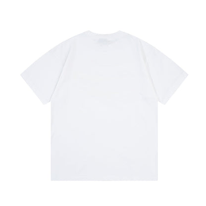 Camiseta con estampado de chorro de tinta de grafiti