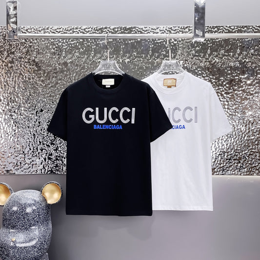Camiseta Clásica con Estampado de Letras