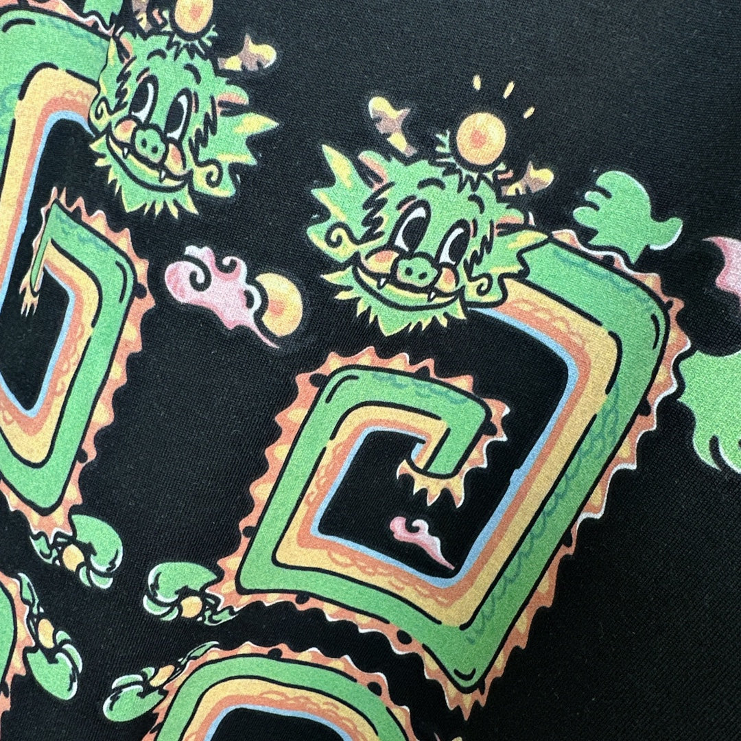 Camiseta con estampado de dragón