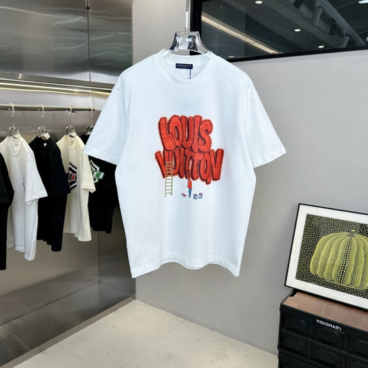 T-shirt à motif lettres graffiti