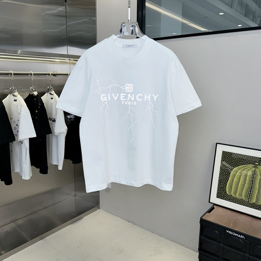 Camiseta con estampado de rayo