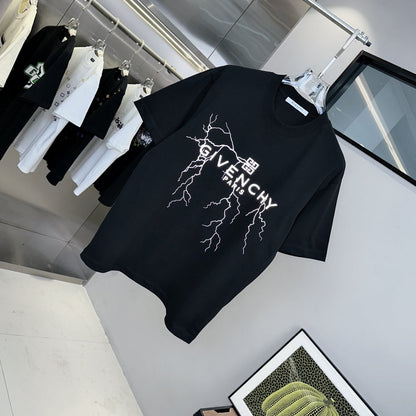 Camiseta con estampado de rayo
