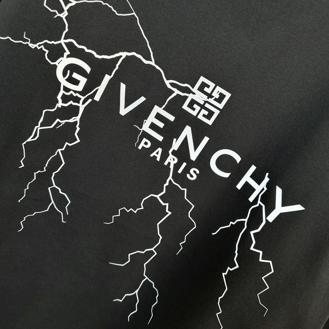 Camiseta con estampado de rayo