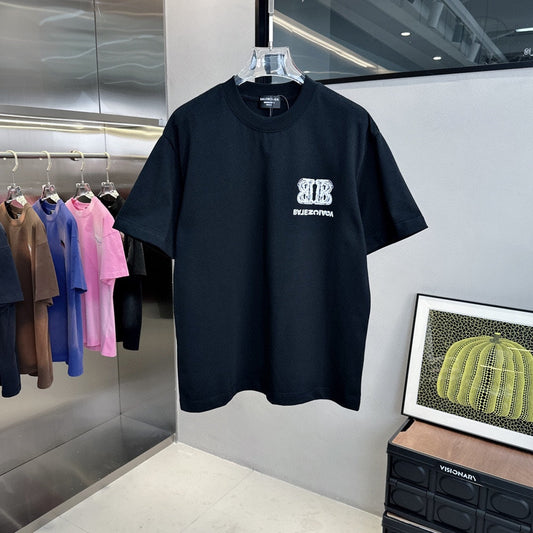 Camiseta con estampado de doble B invertida