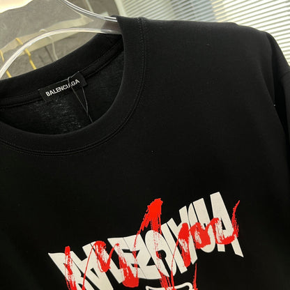 Camiseta con estampado de pegamento
