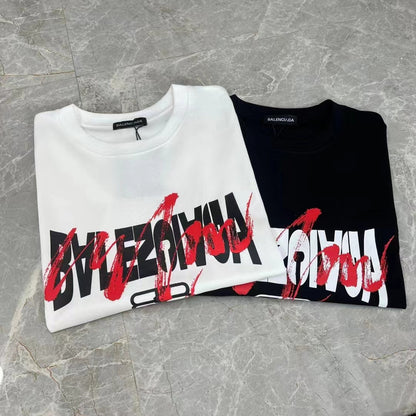 Camiseta con estampado de pegamento