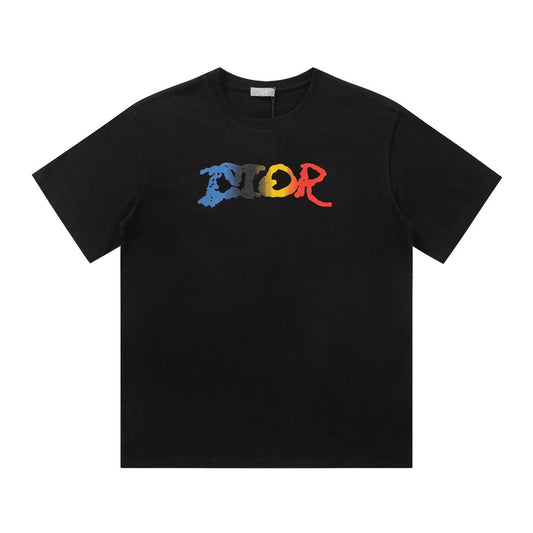 Camiseta estampada con degradado de letras