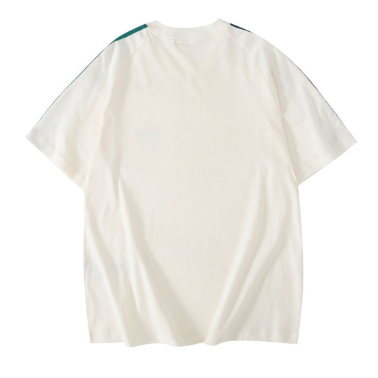 T-shirt à rayures aux épaules